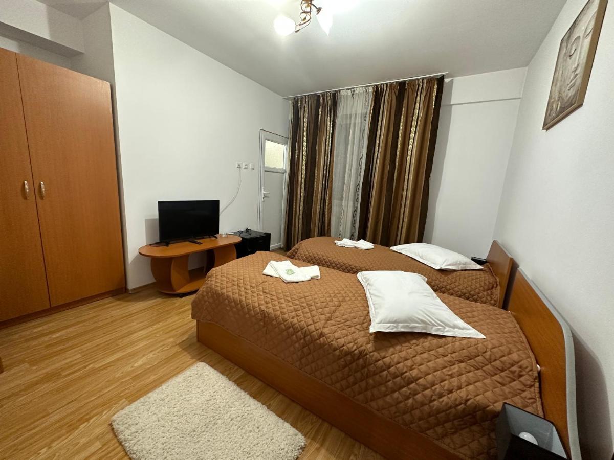 Casa Rustic Cazare Pitesti Bagian luar foto