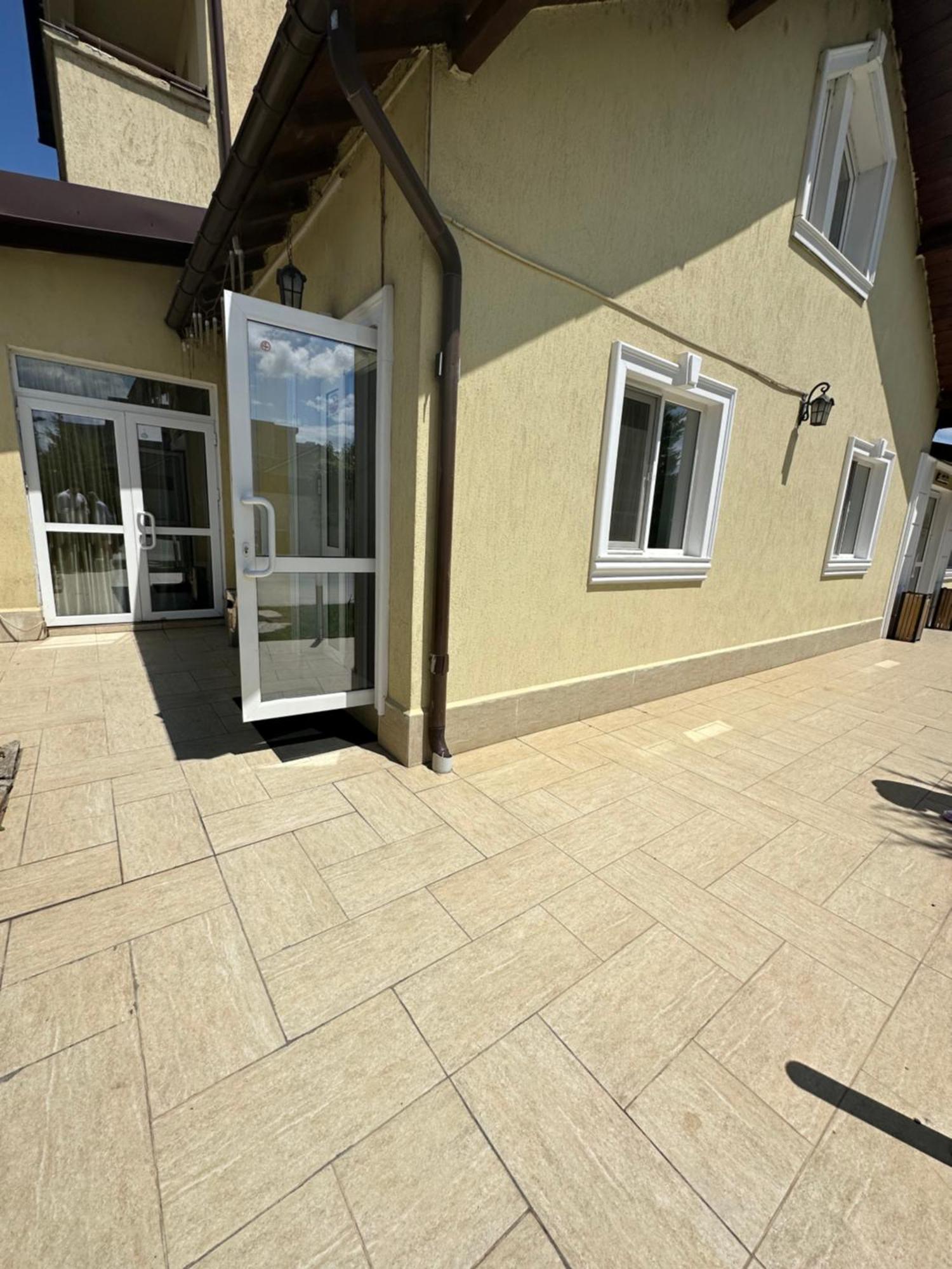 Casa Rustic Cazare Pitesti Bagian luar foto