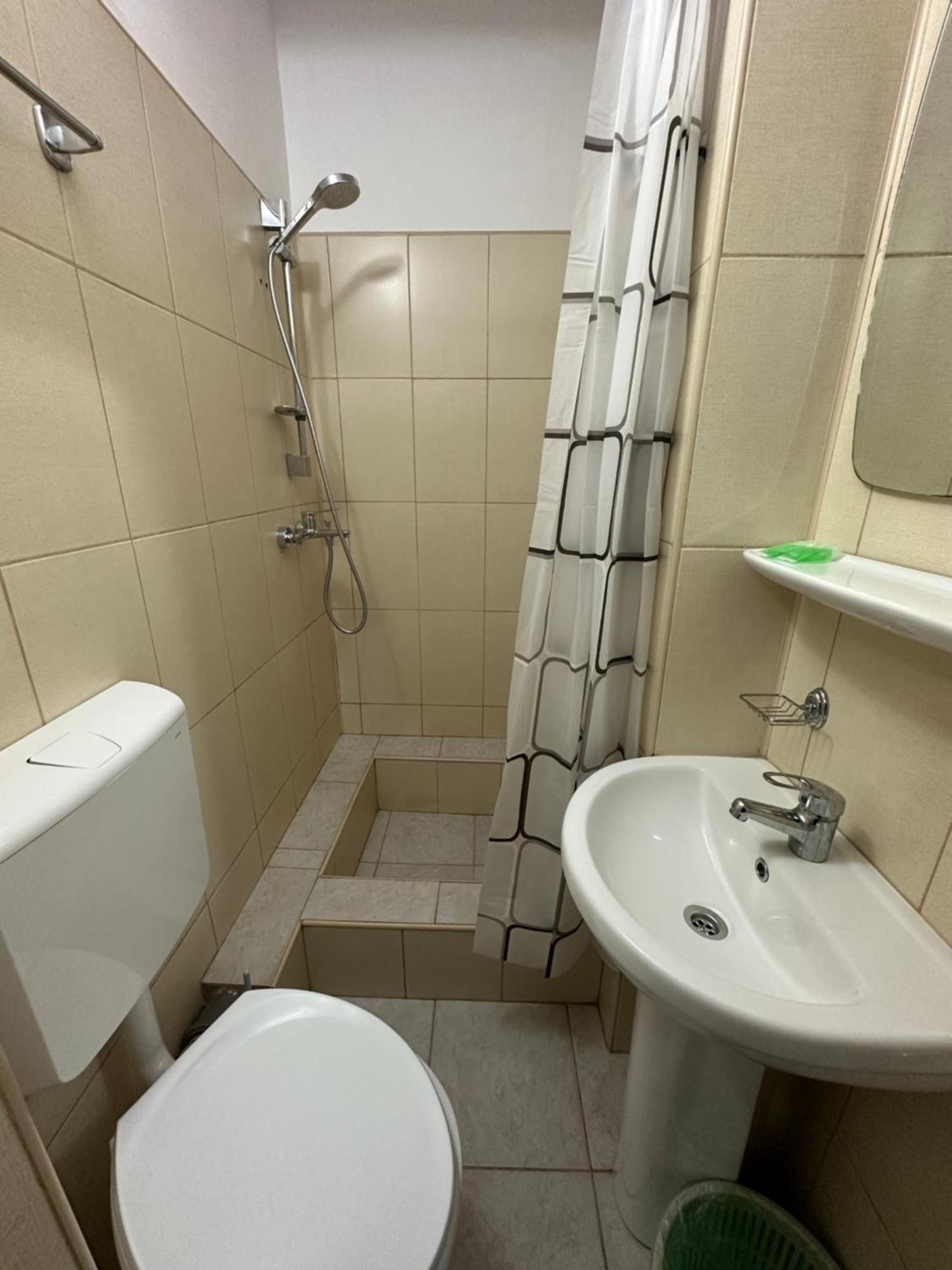 Casa Rustic Cazare Pitesti Bagian luar foto