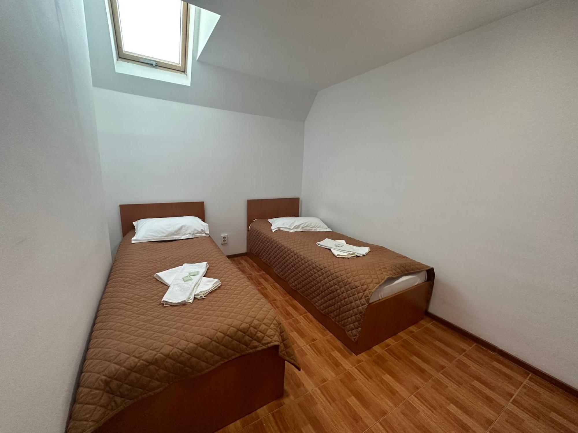 Casa Rustic Cazare Pitesti Bagian luar foto