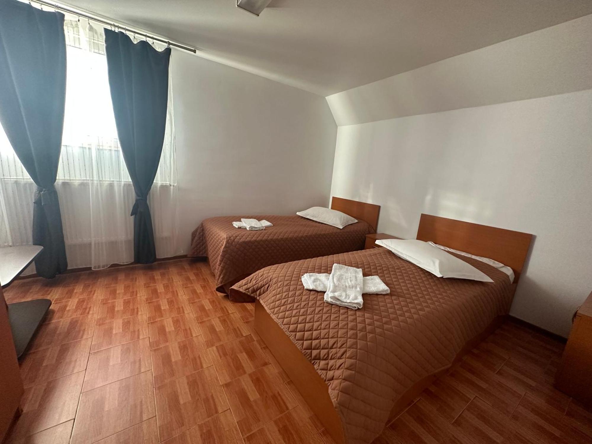 Casa Rustic Cazare Pitesti Bagian luar foto